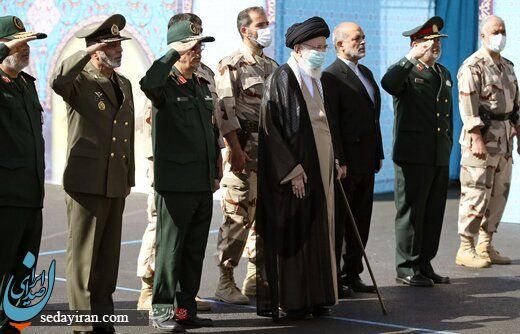 (تصاویر) حضور رهبر معظم انقلاب در مراسم مشترک دانش‌آموختگی دانشجویان دانشگاه‌های نیرو‌های مسلح