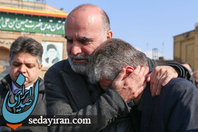 پیکر ناصر تکمیل همایون به خاک سپرده شد پیکر ناصر تکمیل همایون به خاک سپرده شد