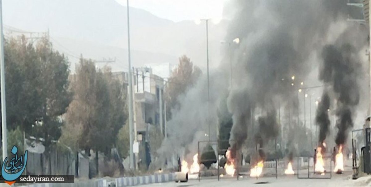 التهابات و ناآرامی ها در پیرانشهر حمله آشوبگران به یک مکان نظامی خسارت به اموال عمومی