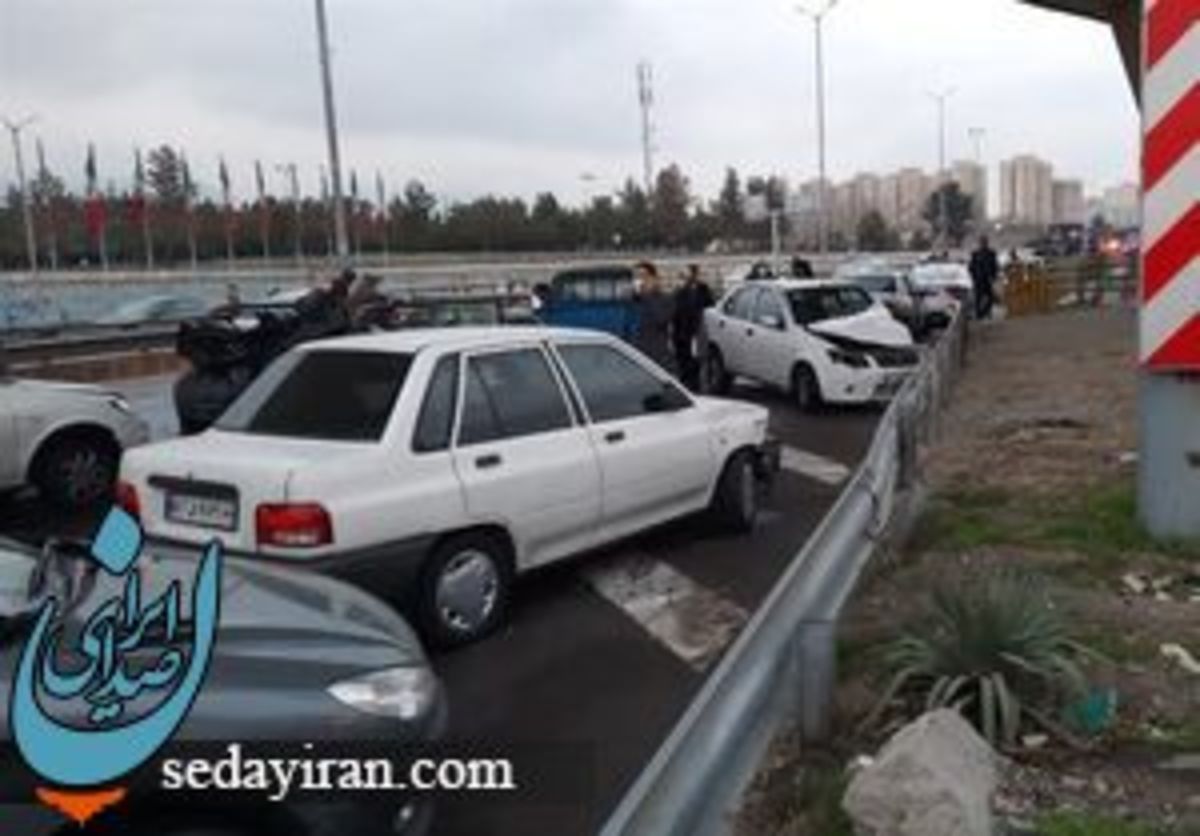 جزییات تصادف زنجیره ای 23 خودرو در آزادراه قزوین-کرج