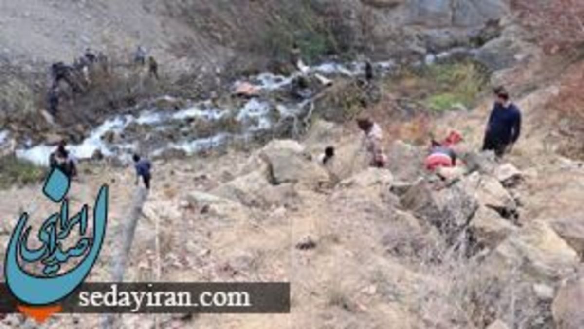مرگ تلخ ۳ عضو خانواده در رودسر سقوط هولناک پیکان وانت به دره!