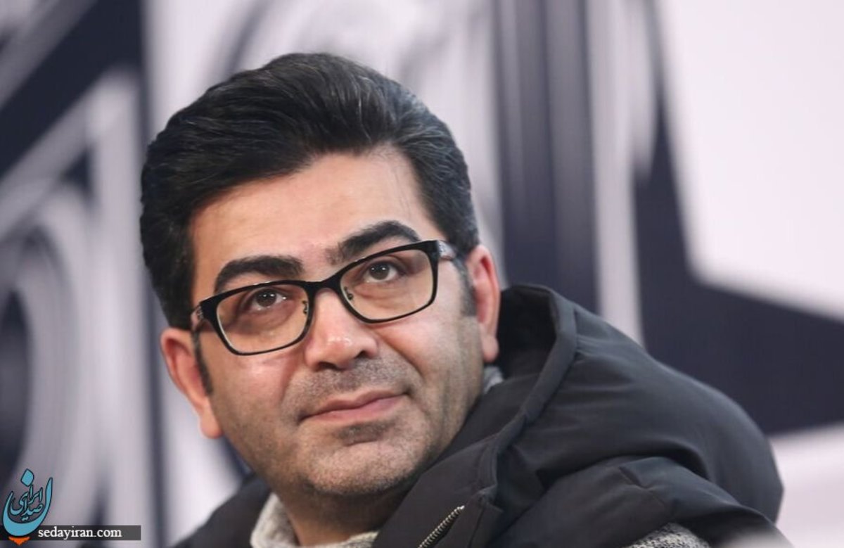 فرزاد حسنی در سوگ مادرش