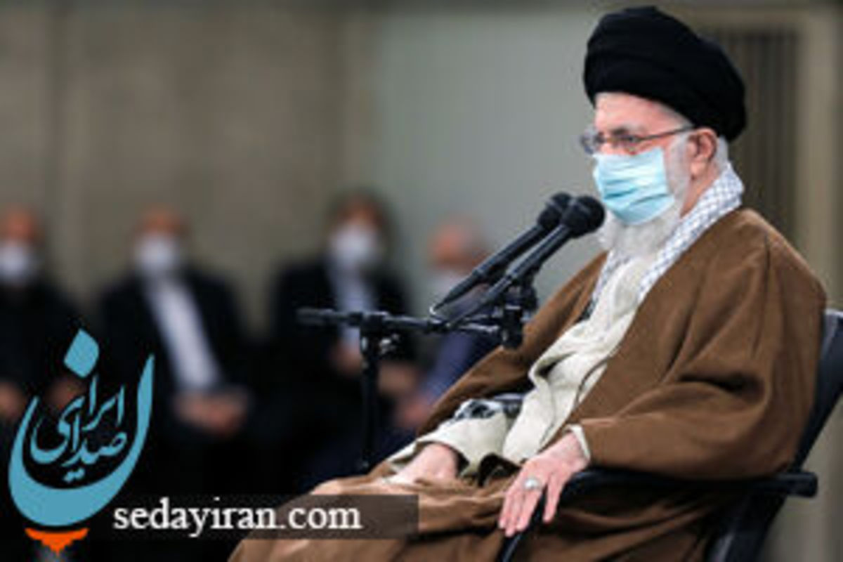 رهبر معظم انقلاب: تقویت مدارس دولتی مهم است مساله زبان،ملیت و پرچم از مسائل اساسی و مهم است در قبال معلم باید احساس مسئولیت بشود