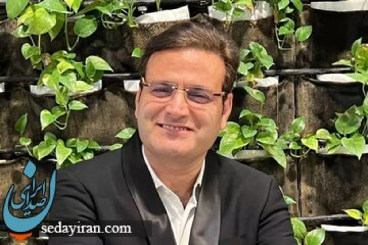 عبدالله مومنی فعال سیاسی بازداشت شد عکس
