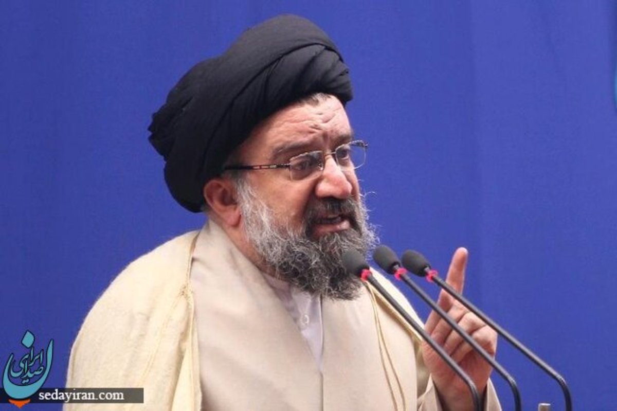 آیت الله خاتمی: از رنگ به رنگ شدن در دین خدا بپرهیزید امام مردم را باور داشت‌ انقلاب ما مدیون حمایت از ولایت است