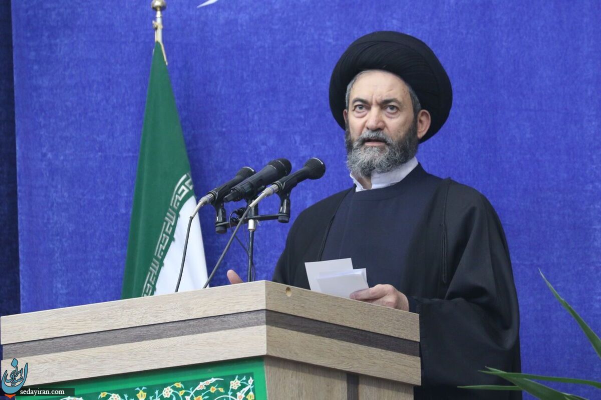 امام جمعه اردبیل: چند وزیر ایران را بر باد می‌دهند عکس