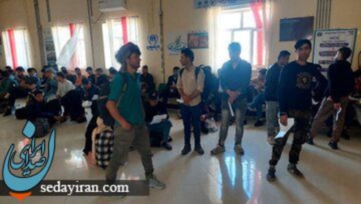 بیش از 2000 افغان مقیم ایران به کشورشان بازگشتند