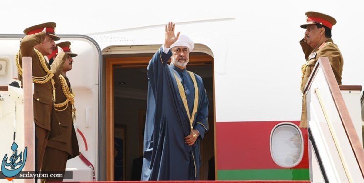 سلطان عمان با استقبال مخبر وارد تهران شد