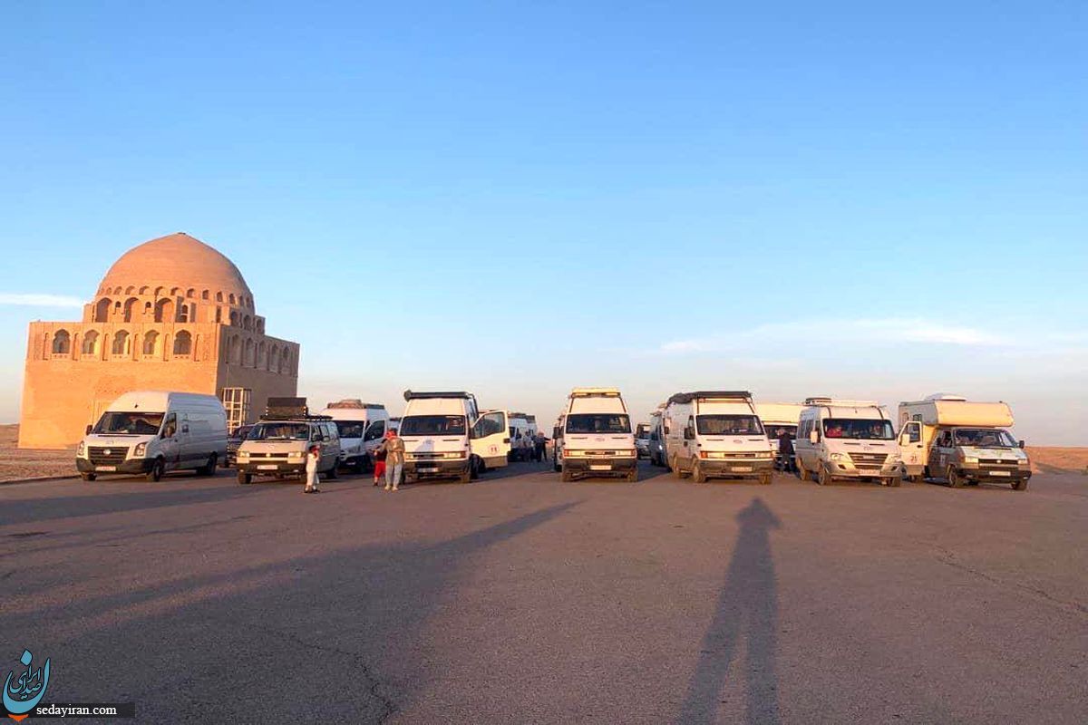 توسعه ایران با گردشگری و خودروسازی