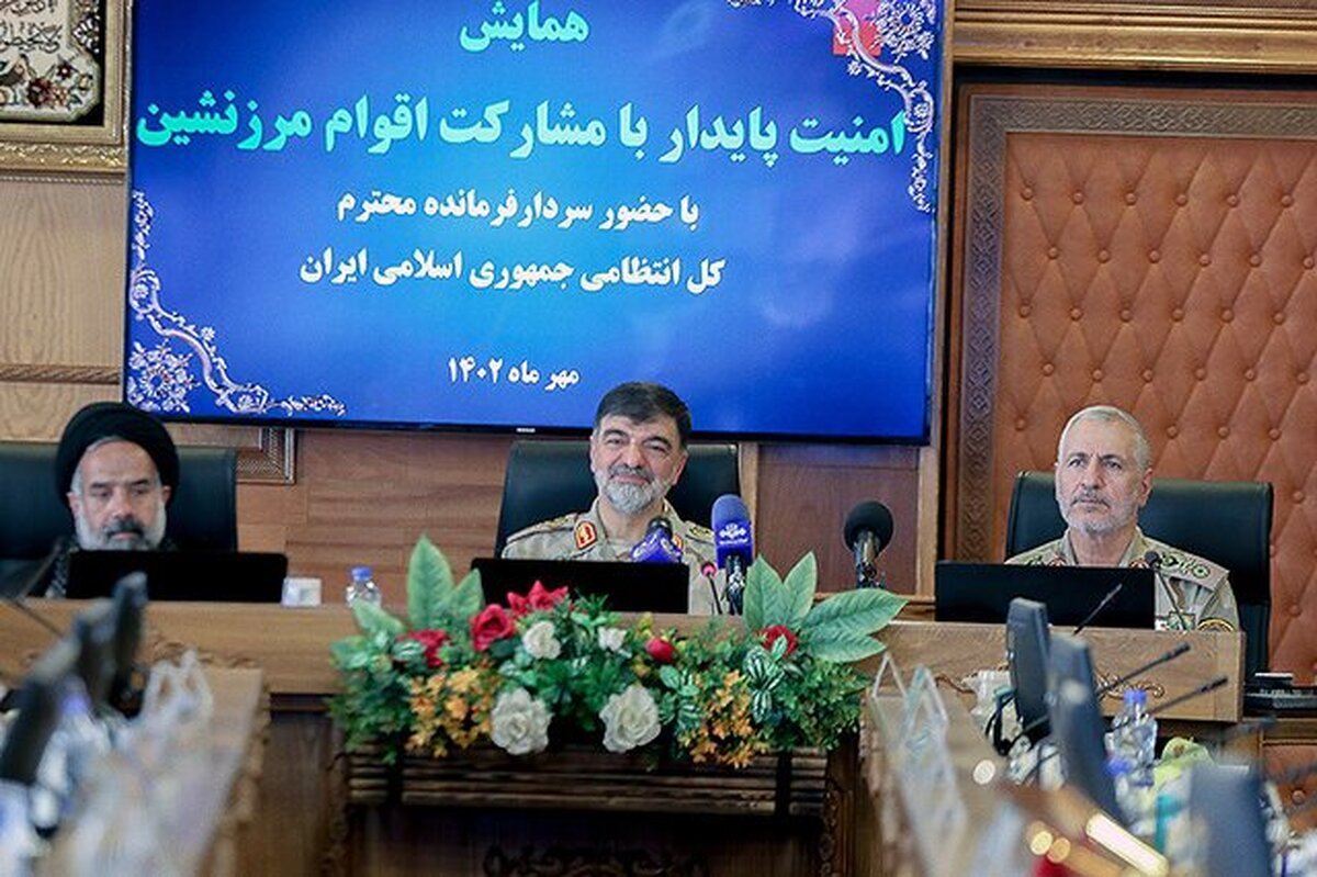 فرمانده کل انتظامی کشور: کولبری قاچاق نیست