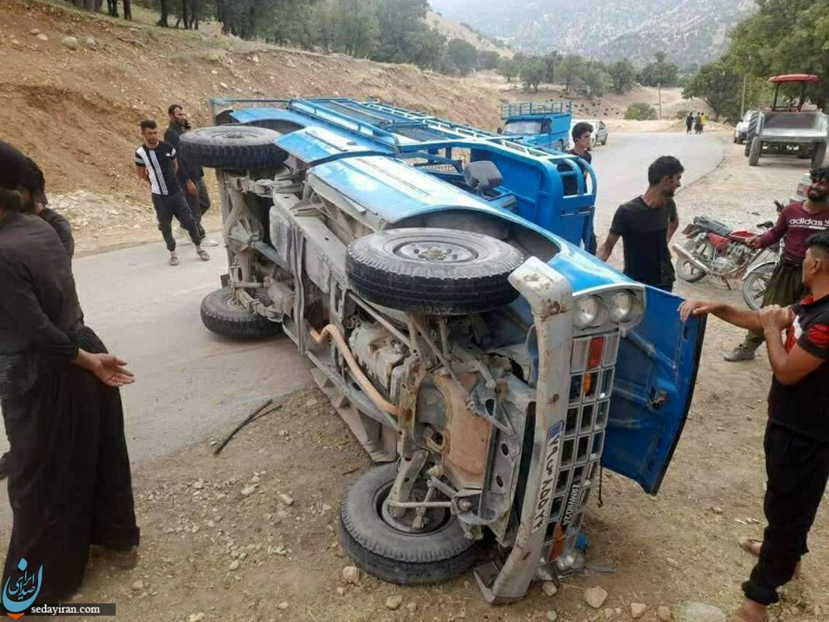 واژگونی خودرو حامل دانشآموزان در چهارمحال و بختیاری