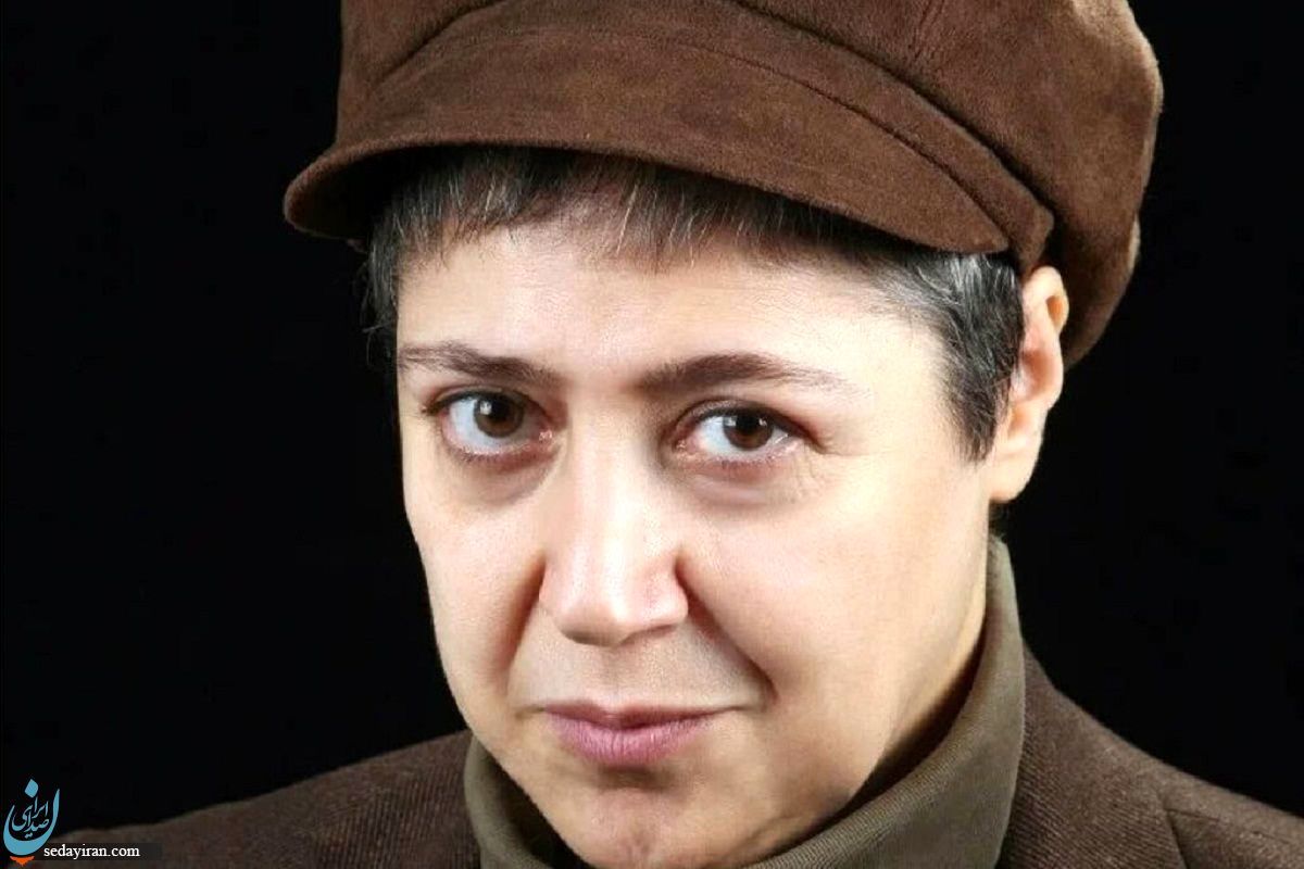 شلوار پلنگی مازیار لرستانی با یکی از هوادارنش عکس