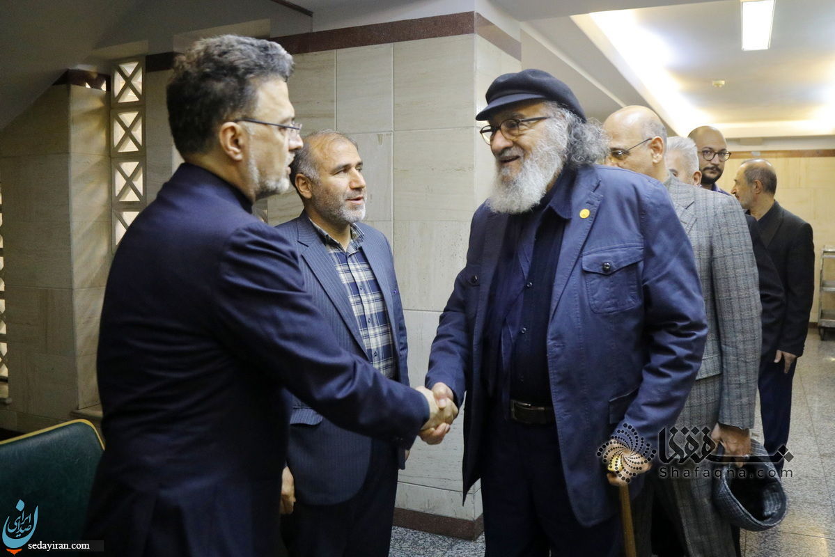 داریوش ارجمند در یک مراسم ختم خبرساز شد / عکس