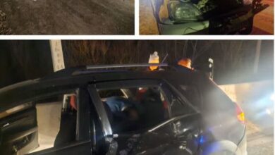 سقوط سنگ بر روی 2 خودرو در جاده کرج - چالوس