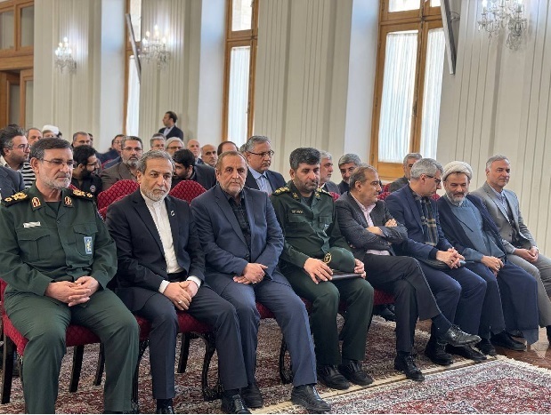 عراقچی: رمز پیروزی ما صبر و مقاومت است