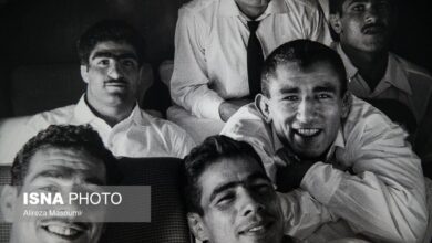 رونمایی از لباس پهلوانی و آلبوم شخصی تختی (+عکس)