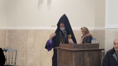 ملت ایران آنقدر فرهیخته هستند که ادیان مختلف را کنارهم قرار داد