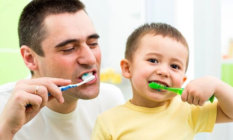 10 اشتباه رایج در مسواک زدن