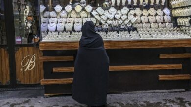 با متخلفان فروش طلای آب شده برخورد شود