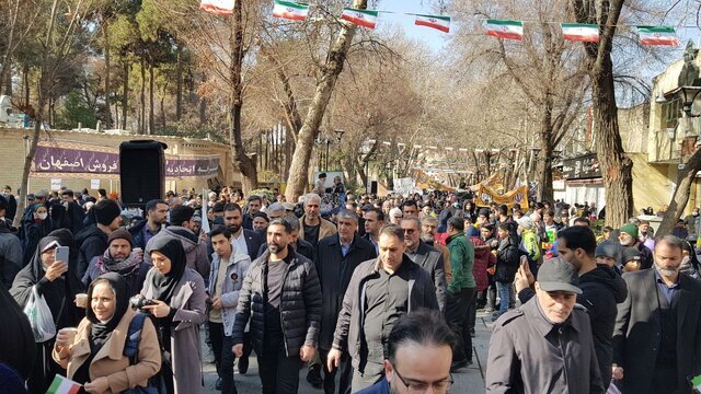 اسلامی: سندی که ترامپ علیه ایران امضا کرد واقعیت اهداف دشمنان را نشان داد
