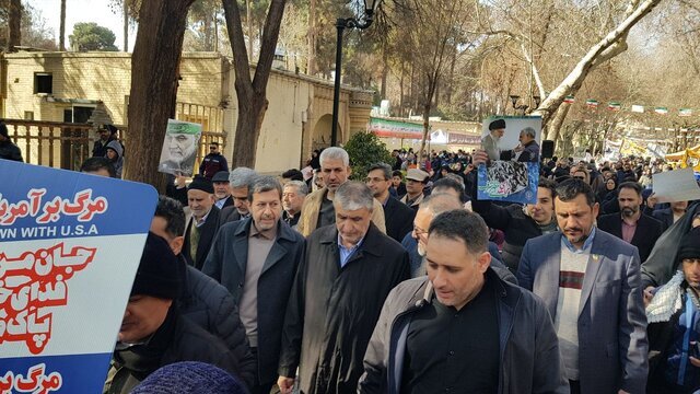 اسلامی: سندی که ترامپ علیه ایران امضا کرد واقعیت اهداف دشمنان را نشان داد