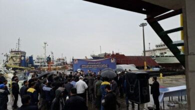 بازدید پزشکیان از صنایع کشتیسازی شهید محلاتی بوشهر