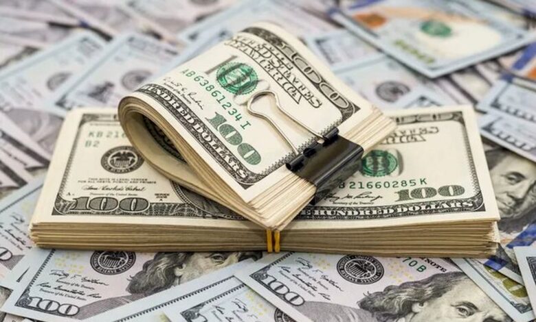پیش بینی قیمت دلار ۴ بهمن ۱۴۰۳
