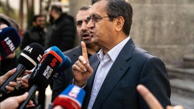 با این وضع قطعی‌های مکرر آب و برق وزیر نیرو حقش است استیضاح شود یا وزیر اقتصاد؟!