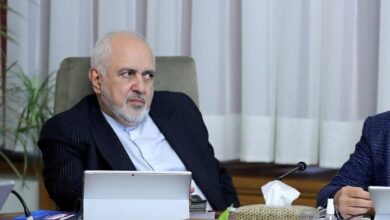 ظریف: با توصیهٔ اژه‌ای استعفا کردم (+عکس)