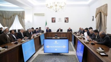 عارف: دولت‌ها وظیفه خود را نسبت به خوزستان خوب ایفا نکرده‌اند