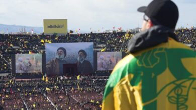 رویترز: ده‌ها هزار نفر در مراسم تشییع گسترده نصرالله عزاداری کردند