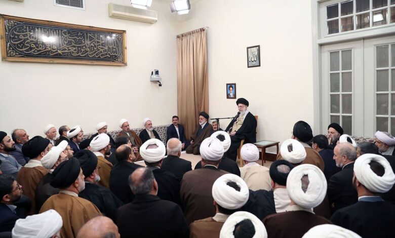 رهبر انقلاب: حوزه علمیه وامدار آیتالله جوادی آملی است