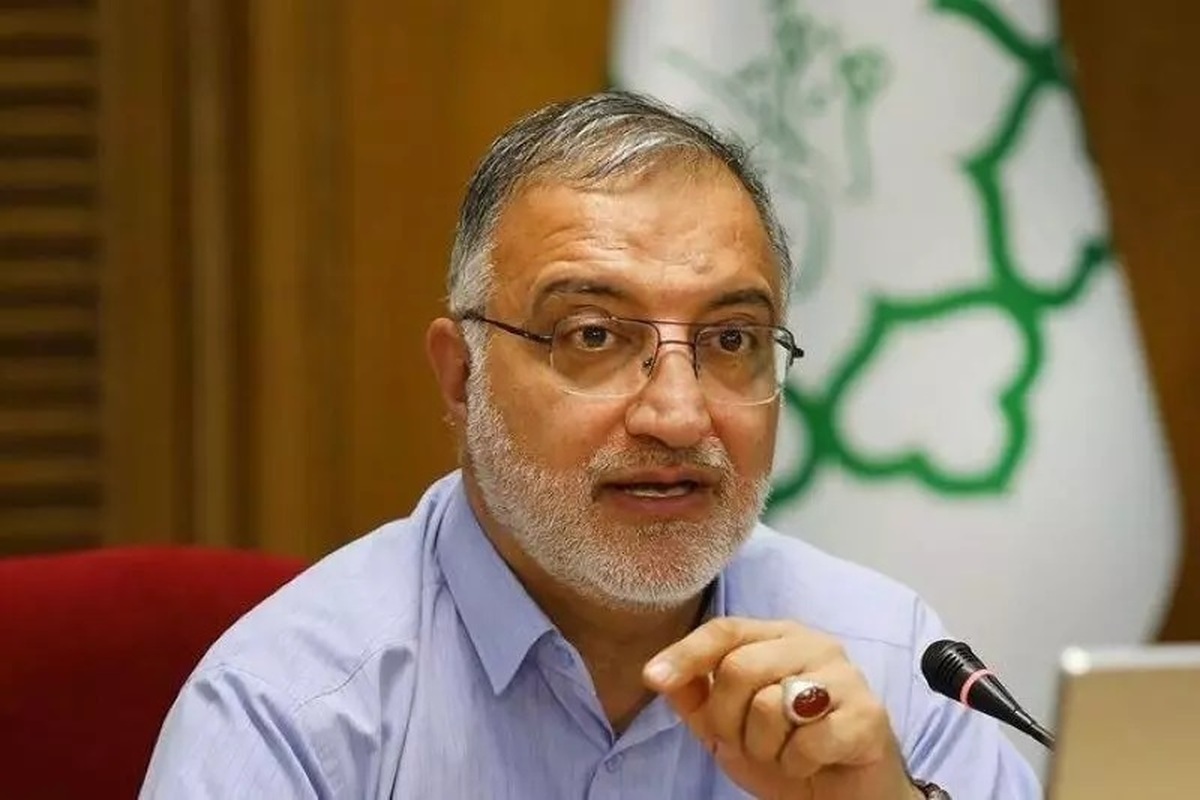 جواب زاکانی به انتقاد‌ها از خرید تاکسی‌ و اتوبوس‌ از یک شرکت ساختمانی چینی