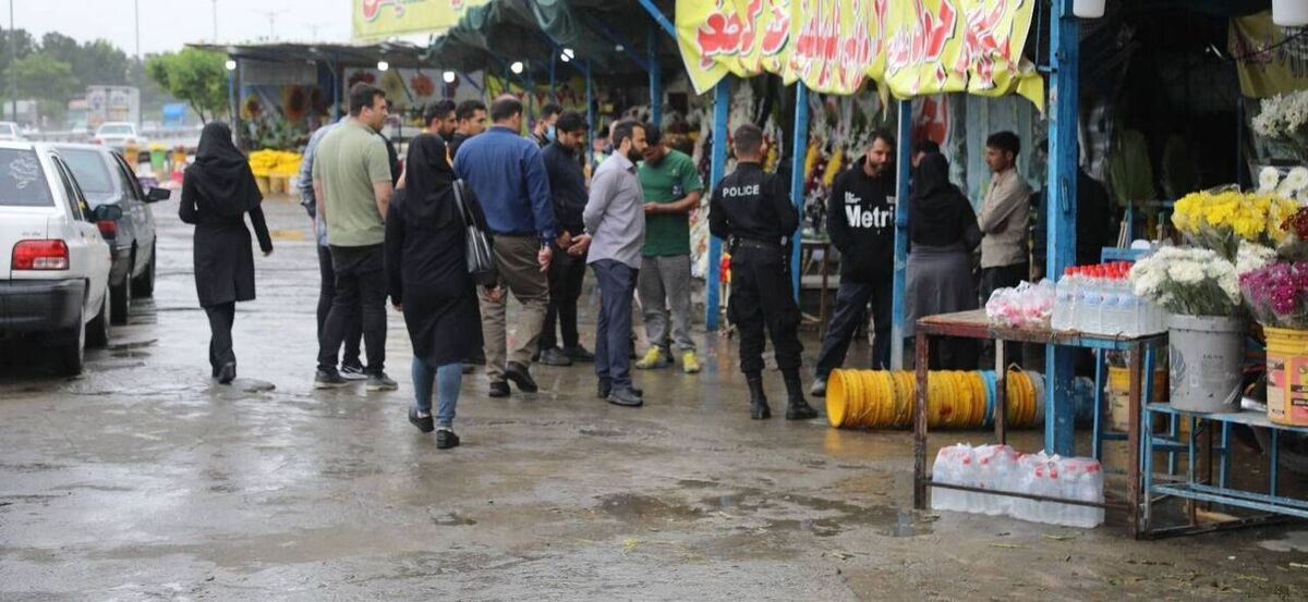 ساماندهی کودکان گل فروش اطراف بهشت زهرا فعالیت پیک موتوری برقی در بازار تهران