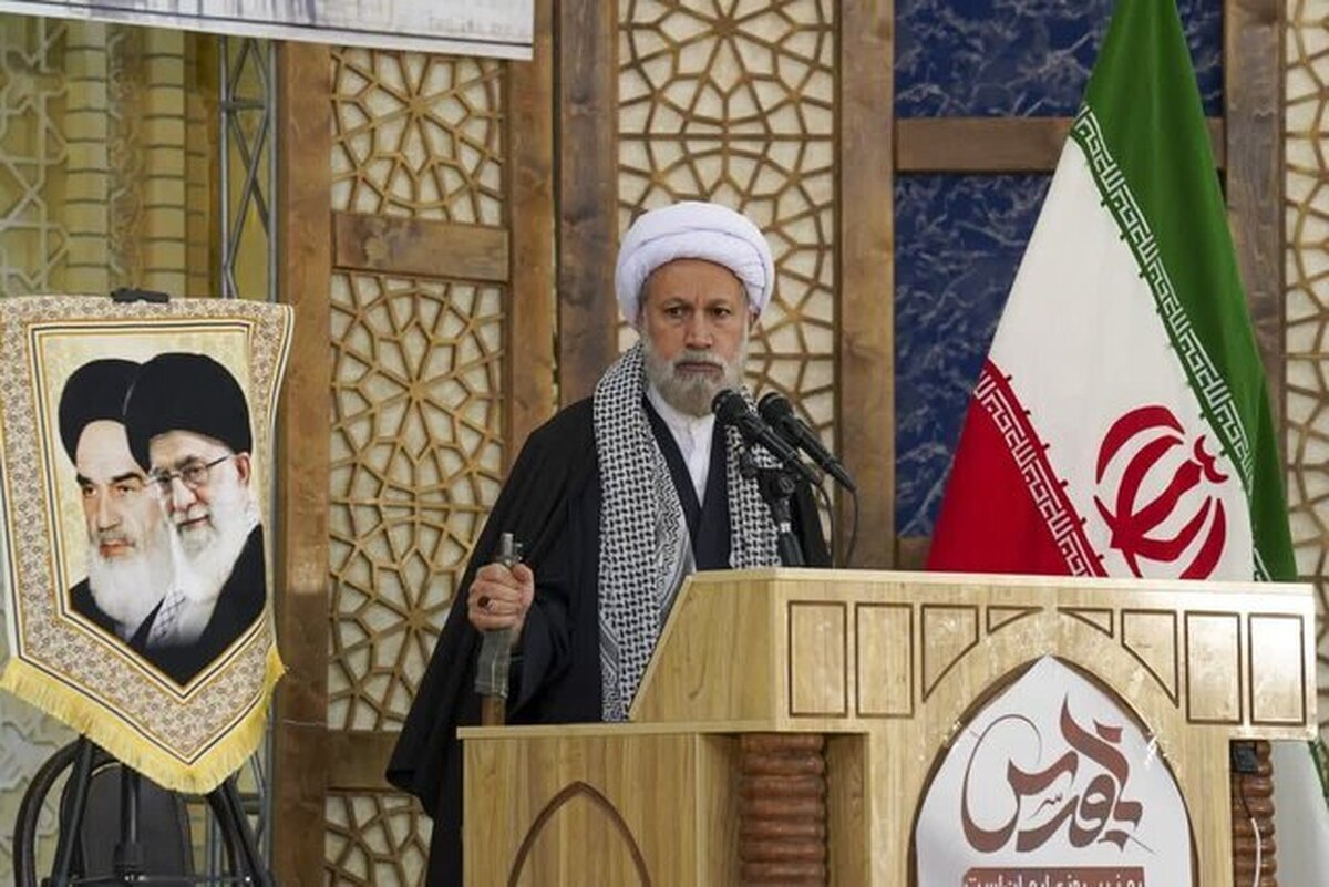 امام جمعه شیراز : در مجلس ختم و فاتحه، موسیقی می‌نوازند شراب‌خواری و قماربازی ضرر دارد یک دانشمند گفته اگر نصف شراب‌فروشی‌ها تعطیل شود، به نصف بیمارستان‌ها نیاز نداریم