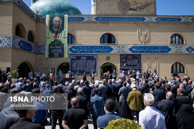 عمو مسعود باشکوه بدرقه شد
