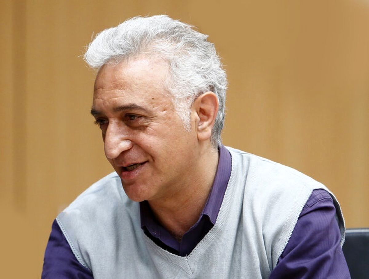 یک خبرنگار درگذشت