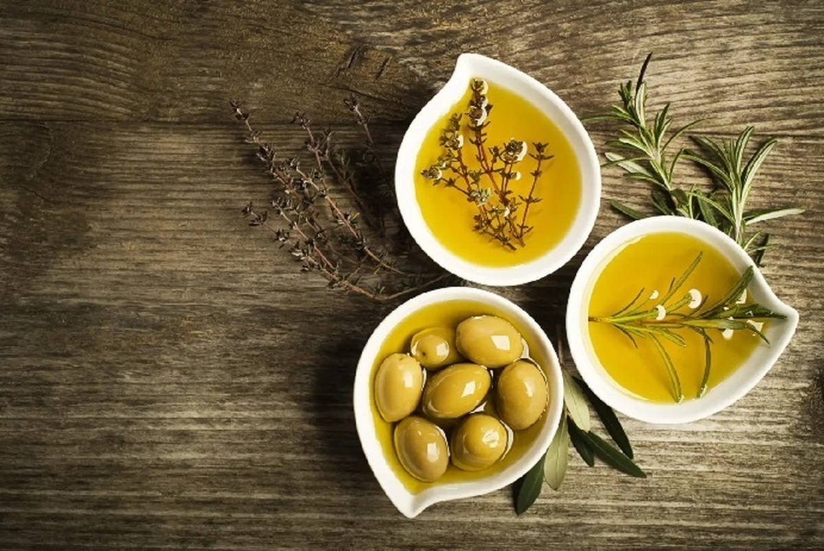 اگر روزی نیم قاشق روغن زیتون بخورید این اتفاق معجزه‌آسا برایتان می‌افتد