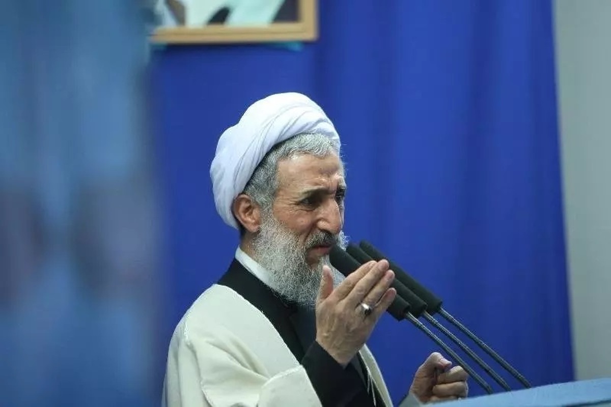 صدیقی، امام جمعه تهران: هر کسی تقوا داشته باشد، خدا او را از رزق‌های مادی سرشار می‌کند بنده از علی بن موسی الرضا و حضرت معصومه مستقیماً حاجت گرفتم