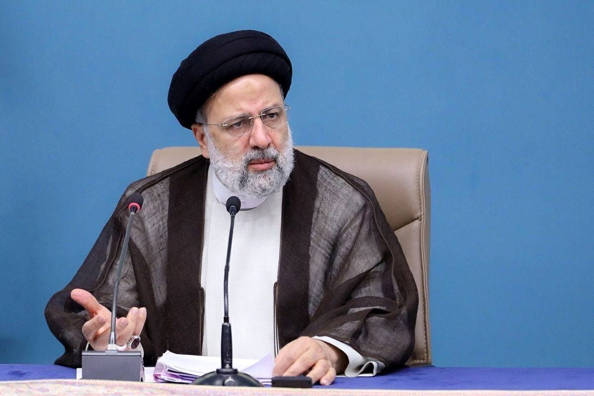 طعنه یک روزنامه به رئیسی: از رئیس جمهور کره جنوبی یاد بگیرید
