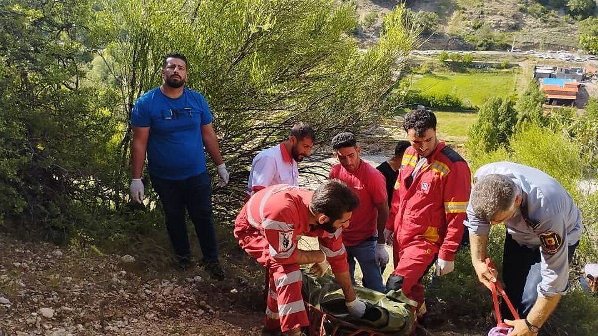 یک کشته در سقوط جوان از کوه