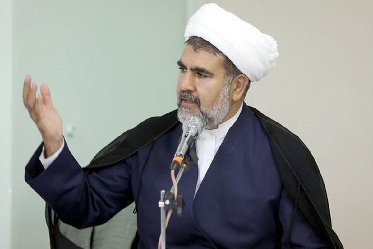 رئیس کمیسیون قضایی : در لایحه حجاب برای کسانی که سازمان یافته بخواهند کار کنند یا سلبریتی‌ها یا برخی جرایم خاص مانند کسانی که پشت موتور سوار می‌کنند بلافاصله نیروی انتظامی باید نسبت به بازداشت اقدام کند شناسایی و اعمال جریمه از طریق دوربین انجام می‌شود