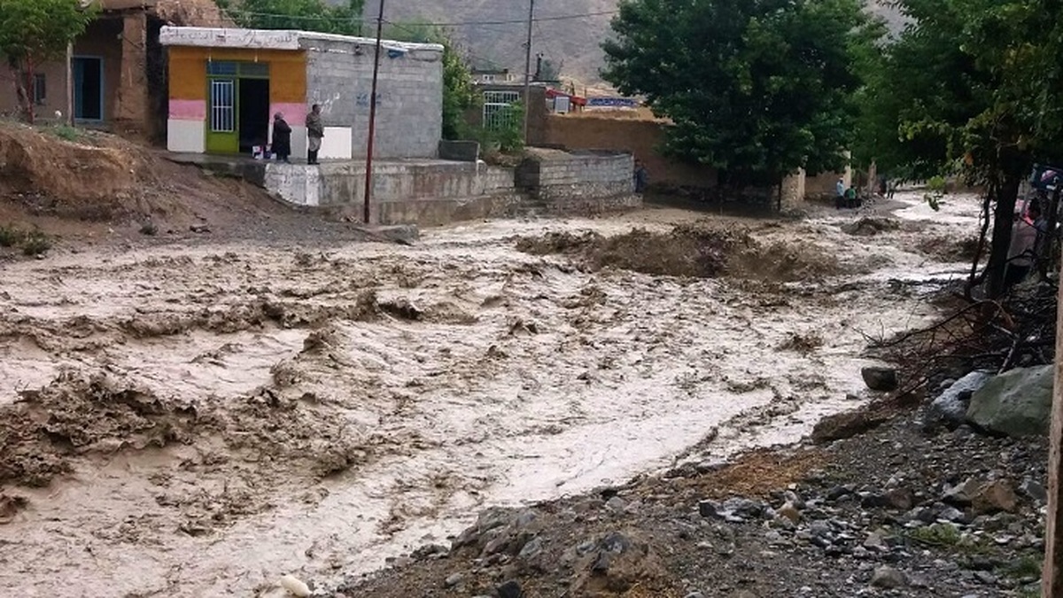 ۲ روستایی در جریان سیلاب فریمان مفقود شدند پنج روستا گرفتار سیل