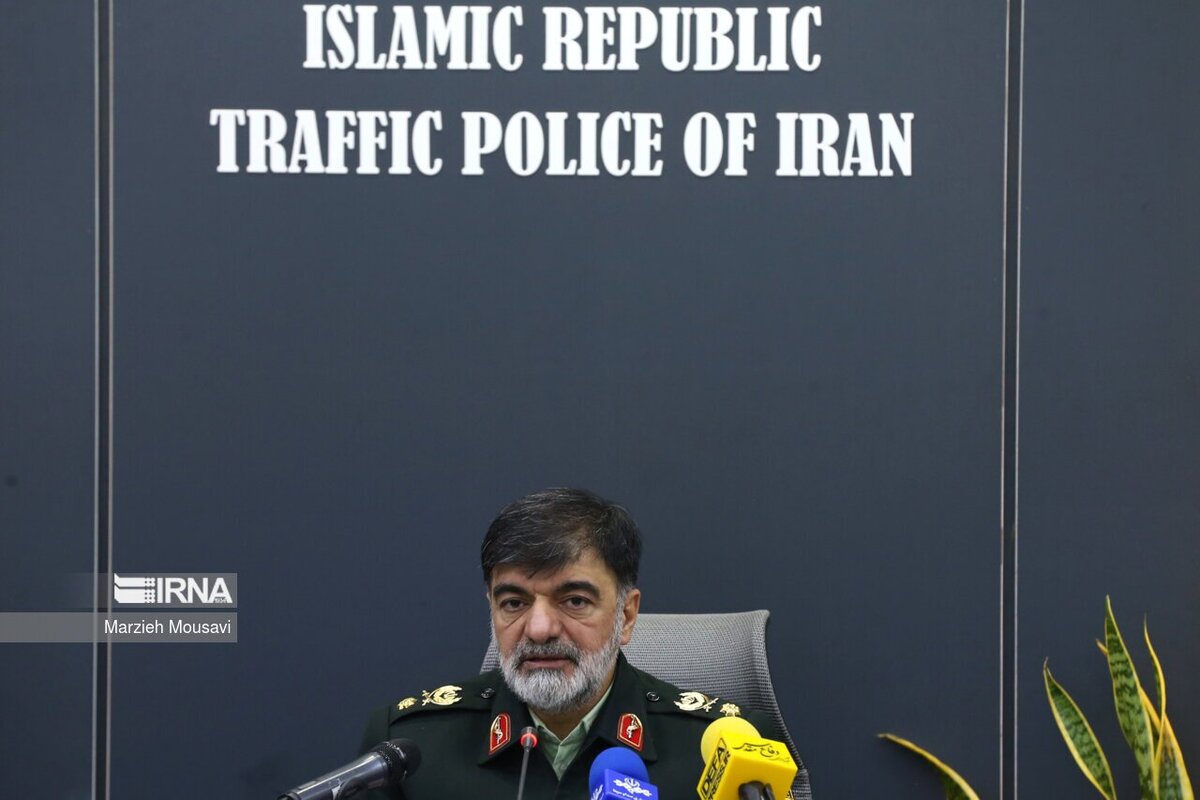 سردار رادان: پلیس اصراری به انتقال خودروهای توقیفی با جرثقیل ندارد