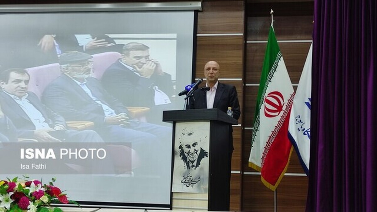 وزیر علوم: صندلی خالی زیادی در دانشگاه‌ها داریم