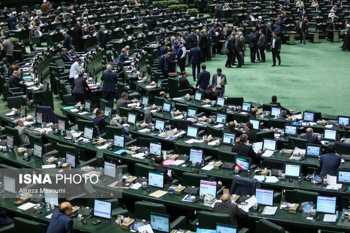 مخالفت مجلس با افزایش ۴۰ نفر به تعداد نمایندگان مجلس