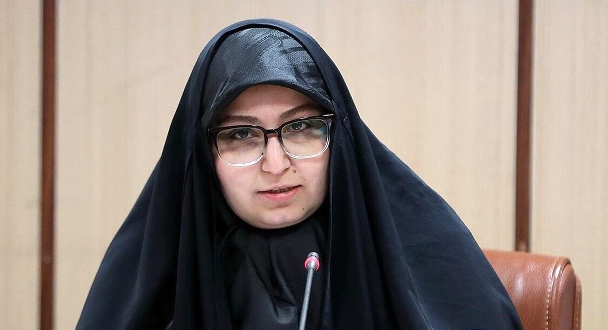 انتقاد نرجس سلیمانی از بوی نامطبوع در بازارهای میوه