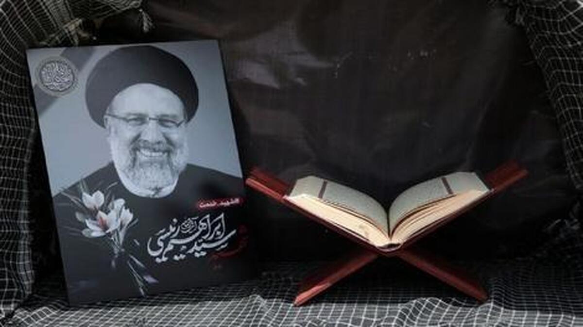 فرماندار نیشابور: فردی که با امام زمان در ارتباط است گفته که آن حضرت هنگام سقوط بالگرد رئیسی در آن مسیر با اضطراب رفت و آمد می‌کرد!