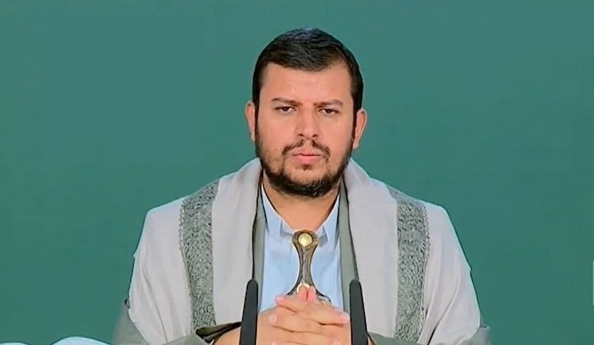 رهبر انصارالله: آمریکایی‌ها شریک جرم در همه جنایت‌ها به حساب می‌آیند