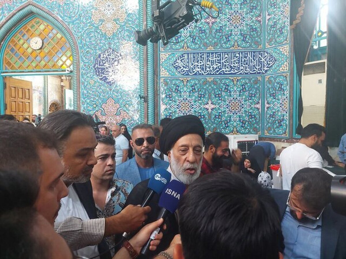هادی خامنه‌ای رای داد (+عکس)